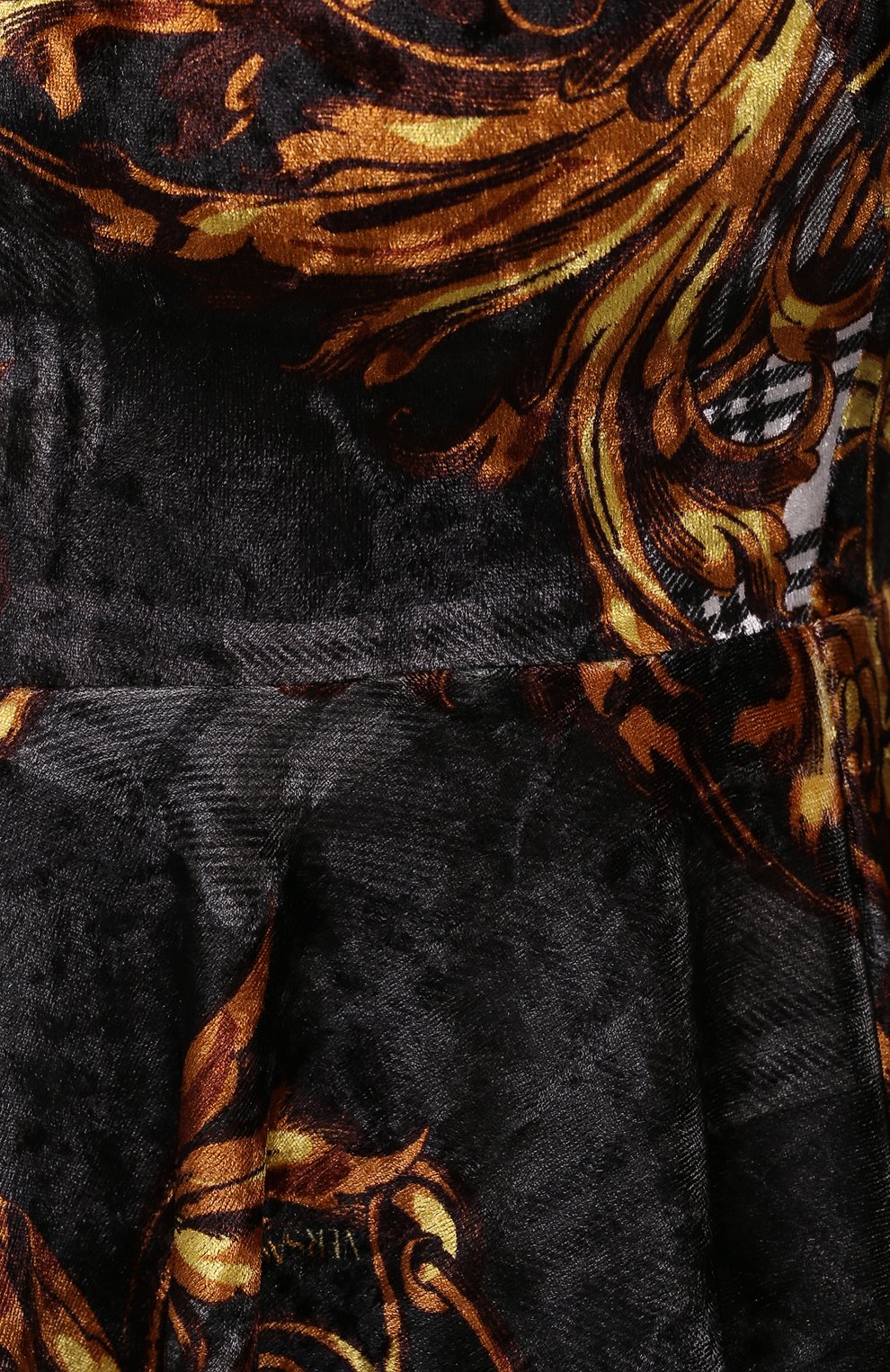Платье VERSACE JEANS COUTURE серого цвета по цене 39450 руб., арт. 71HA0928-71DP928 VELLUT0 ST PRINT/JS023, фото 5 Платье VERSACE JEANS COUTURE, арт. 71HA0928-71DP928 VELLUT0 ST PRINT/JS023, фото 5