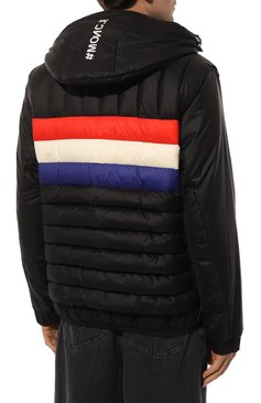 Мужская пуховик monthey MONCLER GRENOBLE черного цвета, арт. I20971A00057/68953 | Фото 4 (Драгоценные камни: Проставлено; Материал сплава: Проставлено; Рукава: Длинные; Материал внешний: Синтетический материал; Длина (верхняя одежда): Короткие; Мужское Кросс-КТ: пухо�вик-короткий; Стили: Кэжуэл; Кросс-КТ: другое)