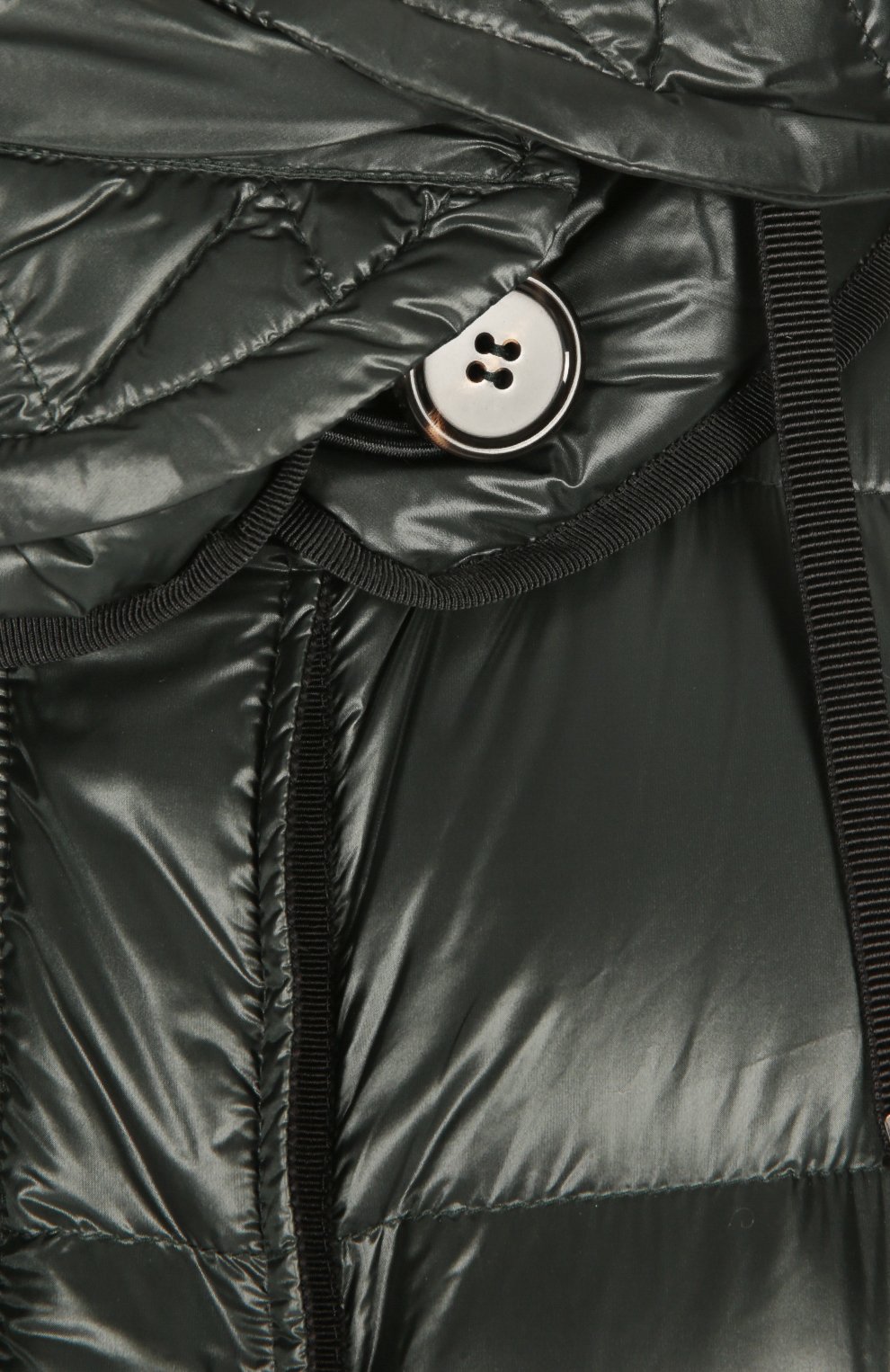 Жилет с капюшоном MONCLER темно-зеленого цвета по цене 77300 руб., арт. A2-093-48300-49-53052, фото 3 Жилет с капюшоном MONCLER, арт. A2-093-48300-49-53052, фото 3