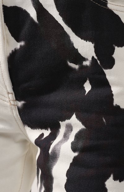 Джинсы с принтом DRIES VAN NOTEN черного цвета по цене 49950 руб., арт. 191-32410-7111, фото 5 Джинсы с принтом DRIES VAN NOTEN, арт. 191-32410-7111, фото 5