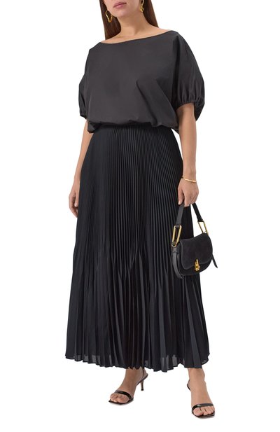 Плиссированная юбка MAX MARA STUDIO черного цвета по цене 64900 руб., арт. TIM0TE0, фото 2 Плиссированная юбка MAX MARA STUDIO, арт. TIM0TE0, фото 2