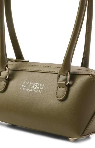 Сумка bauletto mini MM6 хаки цвета по цене 43550 руб., арт. SB6ZH0039/P9061_001, фото 4 Сумка bauletto mini MM6, арт. SB6ZH0039/P9061_001, фото 4