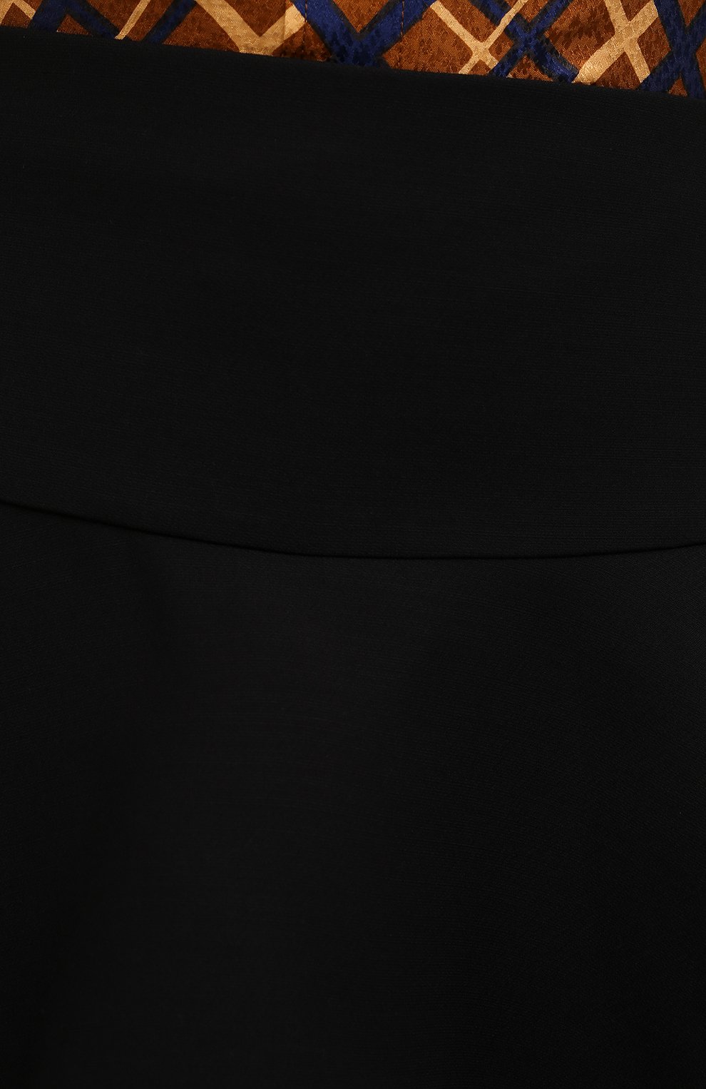 Юбка-шорты из шерсти и шелка VALENTINO черного цвета по цене 133500 руб., арт. WB0RA8861CF, фото 5 Юбка-шорты из шерсти и шелка VALENTINO, арт. WB0RA8861CF, фото 5