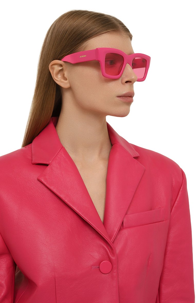 Женские солнцезащитные очки JACQUEMUS розового цвета, арт. LES LUNETTES BACI PINK | Фото 2 (Региональные ограничения белый список (Axapta Mercury): Не проставлено; Нос: Не проставлено; Материал: Пластик; Тип очков: С/з; Очки форма: Квадратные; Оптика Гендер: оптика-женское)