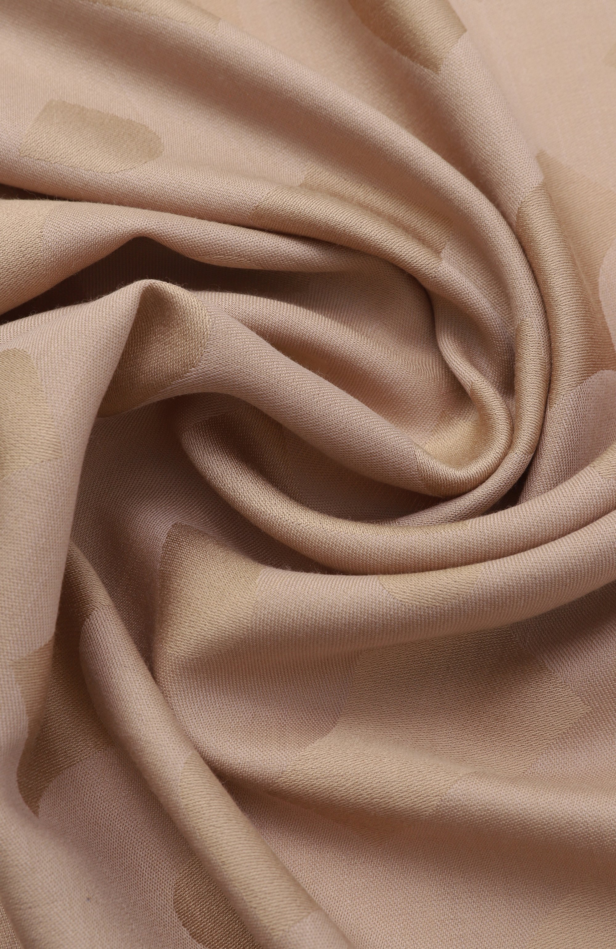 Палантин BOSS бежевого цвета по цене 14400 руб., арт. 50555434, фото 3 Палантин BOSS, арт. 50555434, фото 3