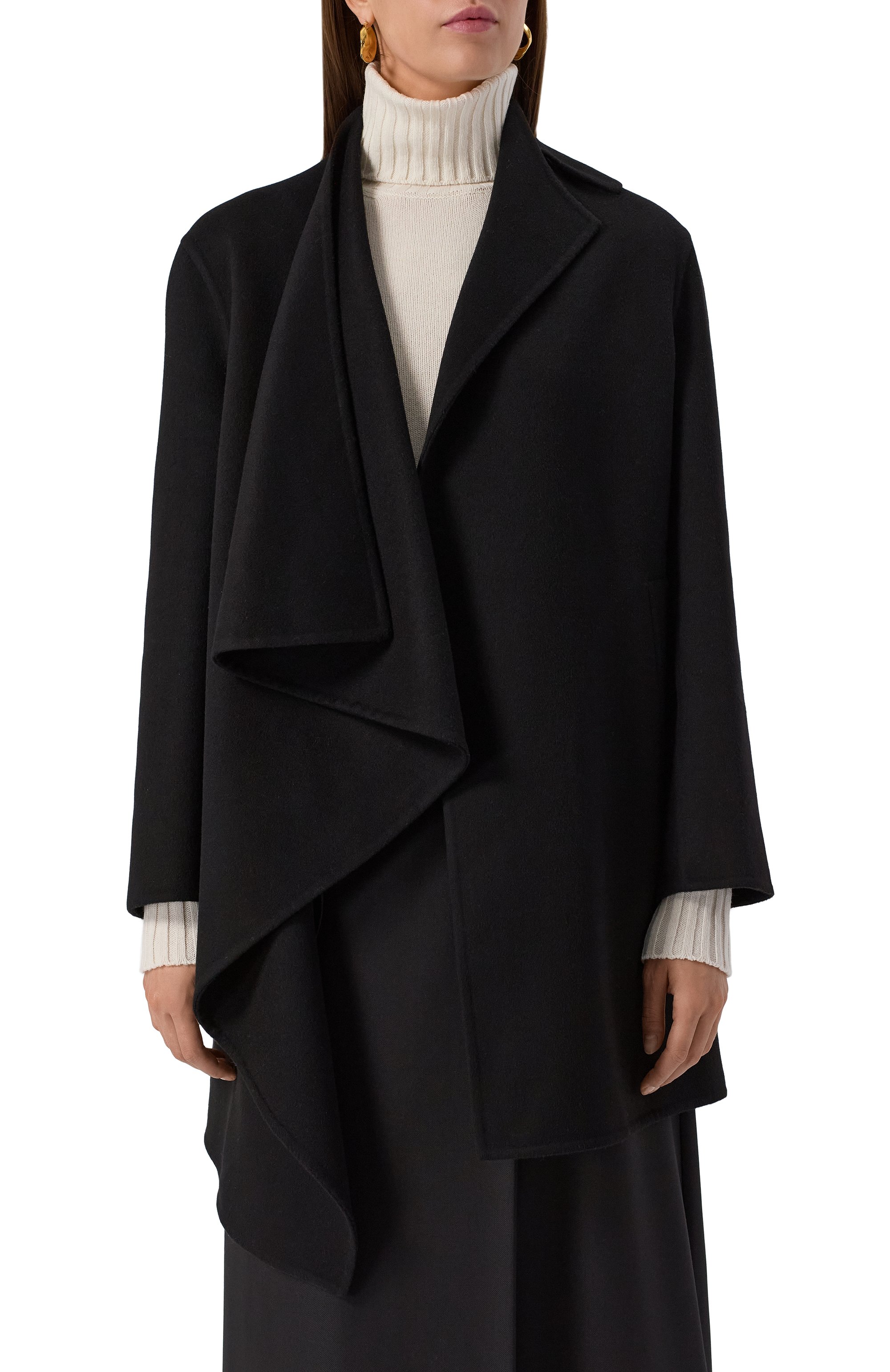 Кашемировое полупальто KITON черного цвета по цене 956500 руб., арт. D60611DK05I3805, фото 3 Кашемировое полупальто KITON, арт. D60611DK05I3805, фото 3