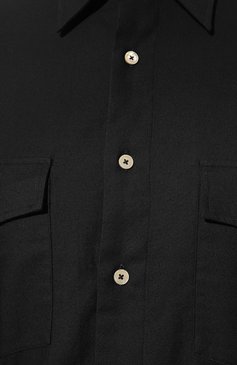 Мужская хлопковая рубашка ANDREA CAMPAGNA черного цвета, арт. ARMY/C7113 | Фото 5 (Манжеты: На пуговицах; Воротник: Кент; Рукава: Длинные; Случай: Повседневный; Длина (для топов): Стандартные; Материал сплава: Проставлено; Материал внешний: Хлопок; Принт: Однотонные; Драгоценные камни: Проставлено; Стили: Кэжуэл)