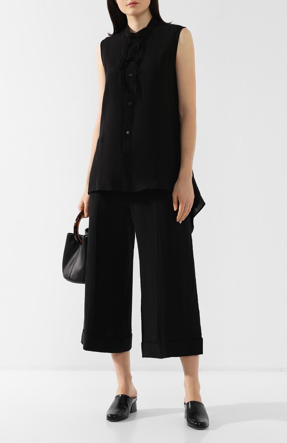Льняные брюки YOHJI YAMAMOTO черного цвета по цене 69500 руб., арт. FZ-P52-300, фото 2 Льняные брюки YOHJI YAMAMOTO, арт. FZ-P52-300, фото 2