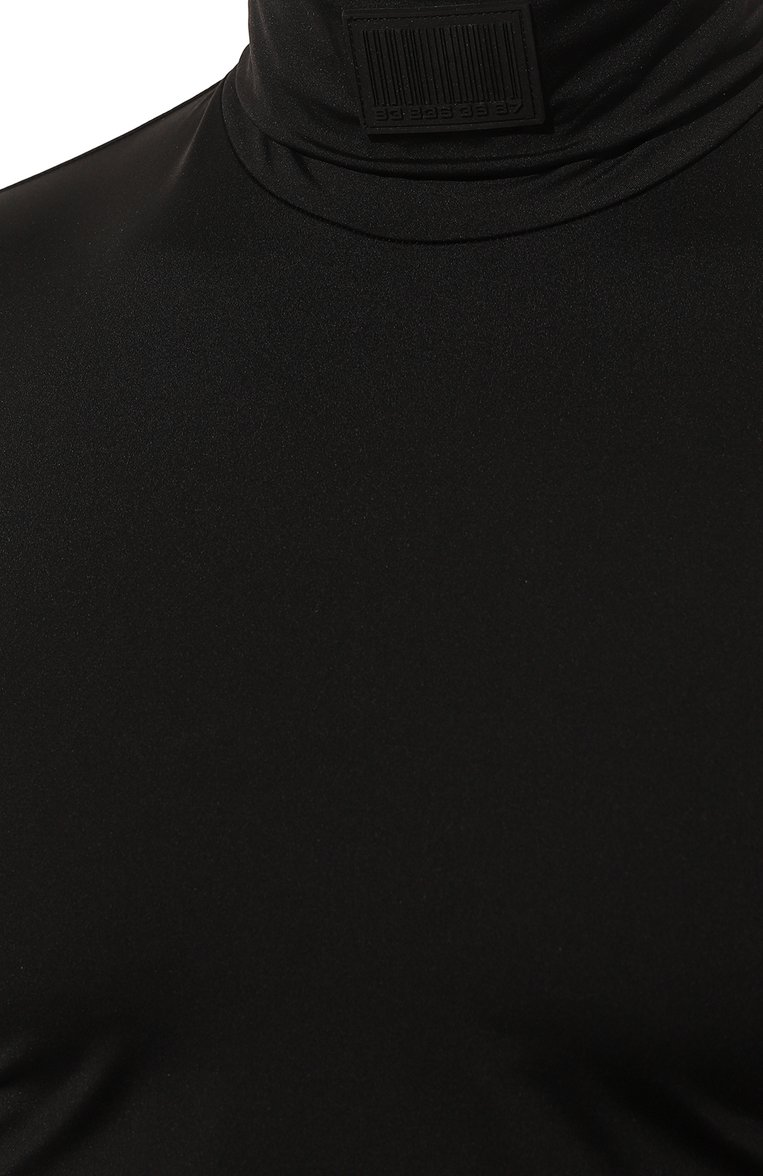 Мужской водолазка VTMNTS черного цвета, арт. VL16T0180B | Фото 5 (Рукава: Длинные; Принт: Без п�ринта; Материал внешний: Синтетический материал; Длина (для топов): Стандартные; Стили: Гранж; Материал сплава: Проставлено; Мужское Кросс-КТ: Водолазка-одежда; Драгоценные камни: Проставлено)