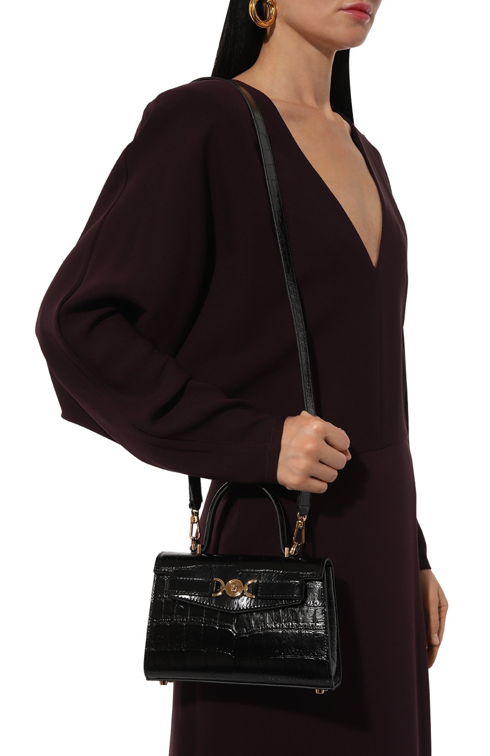 Сумка medusa '95 small VERSACE черного цвета по цене 295500 руб., арт. 1013824/1A08724, фото 2 Сумка medusa '95 small VERSACE, арт. 1013824/1A08724, фото 2