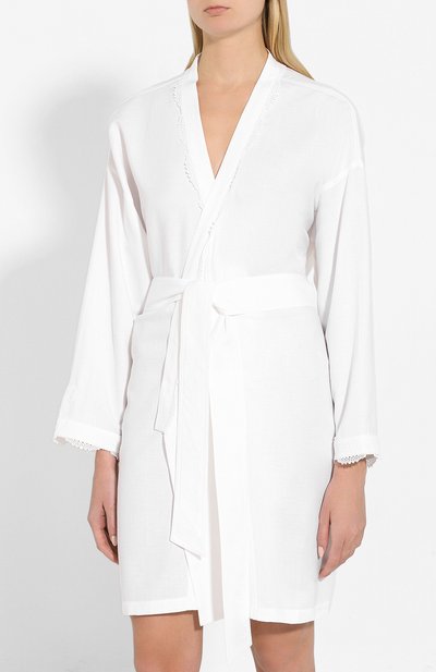 Хлопковый халат CELESTINE белого цвета по цене 19950 руб., арт. 70000572/SARA HAUSMANTEL, фото 3 Хлопковый халат CELESTINE, арт. 70000572/SARA HAUSMANTEL, фото 3