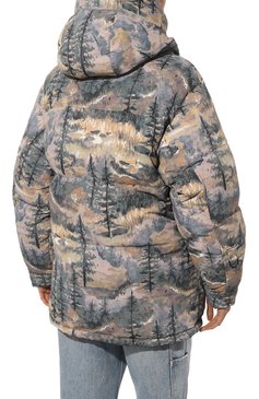 Женский пуховик the north face x gucci GUCCI разноцветного цвета, арт. 663921 XAADD | Фото 4 (Кросс-КТ: Куртка, Пуховик; Рукава: Длинные; Длина (верхняя одежда): До середины бедра; Материал внешний: Синтетический материал; Материал сплава: Проставлено; Стили: Спорт-шик; Драгоценные камни: Проставлено; Материал утеплителя: Пух и перо)