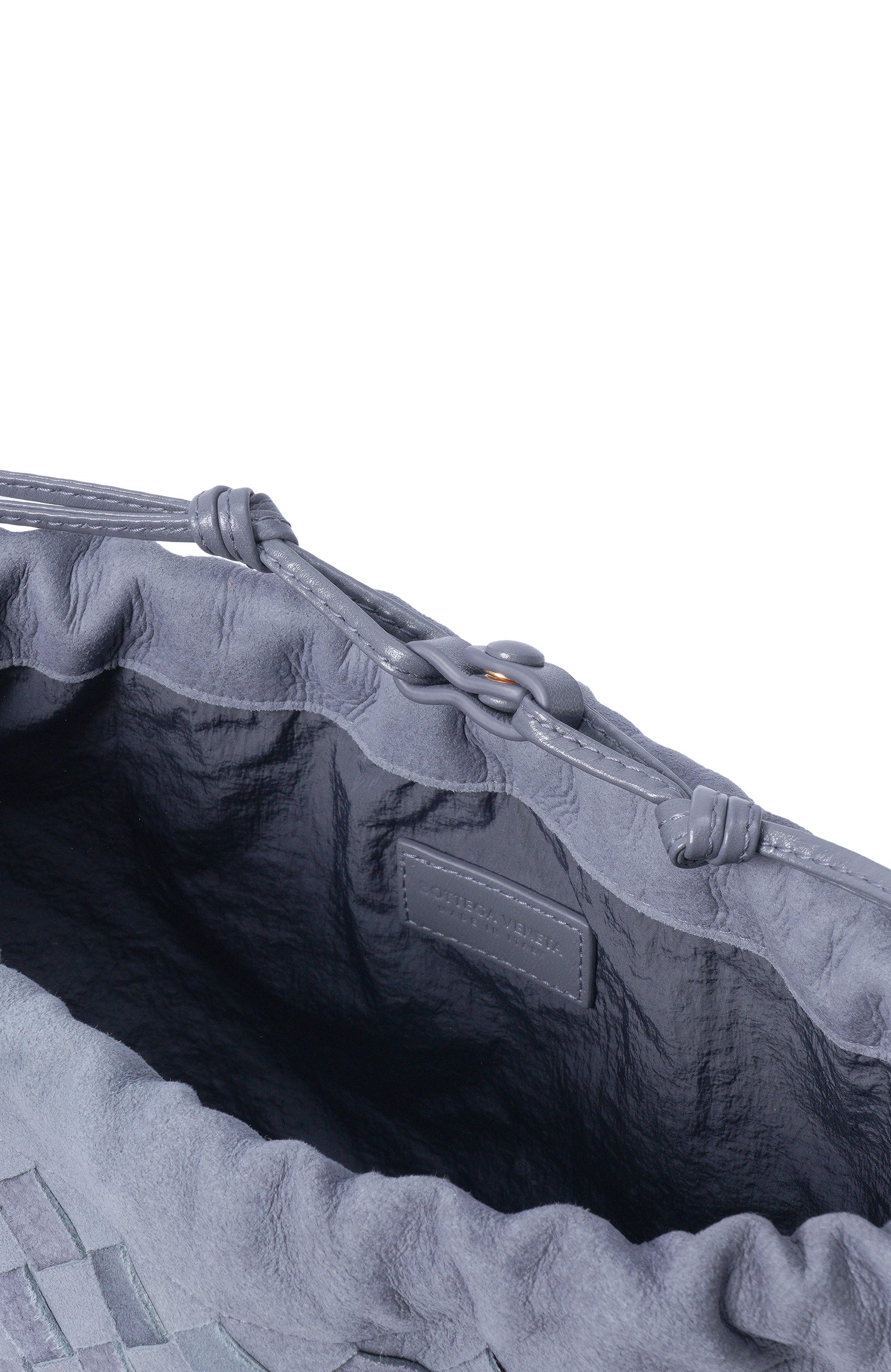 Сумка dustbag medium BOTTEGA VENETA серого цвета по цене 288500 руб., арт. 796728/V6FQ1, фото 5 Сумка dustbag medium BOTTEGA VENETA, арт. 796728/V6FQ1, фото 5