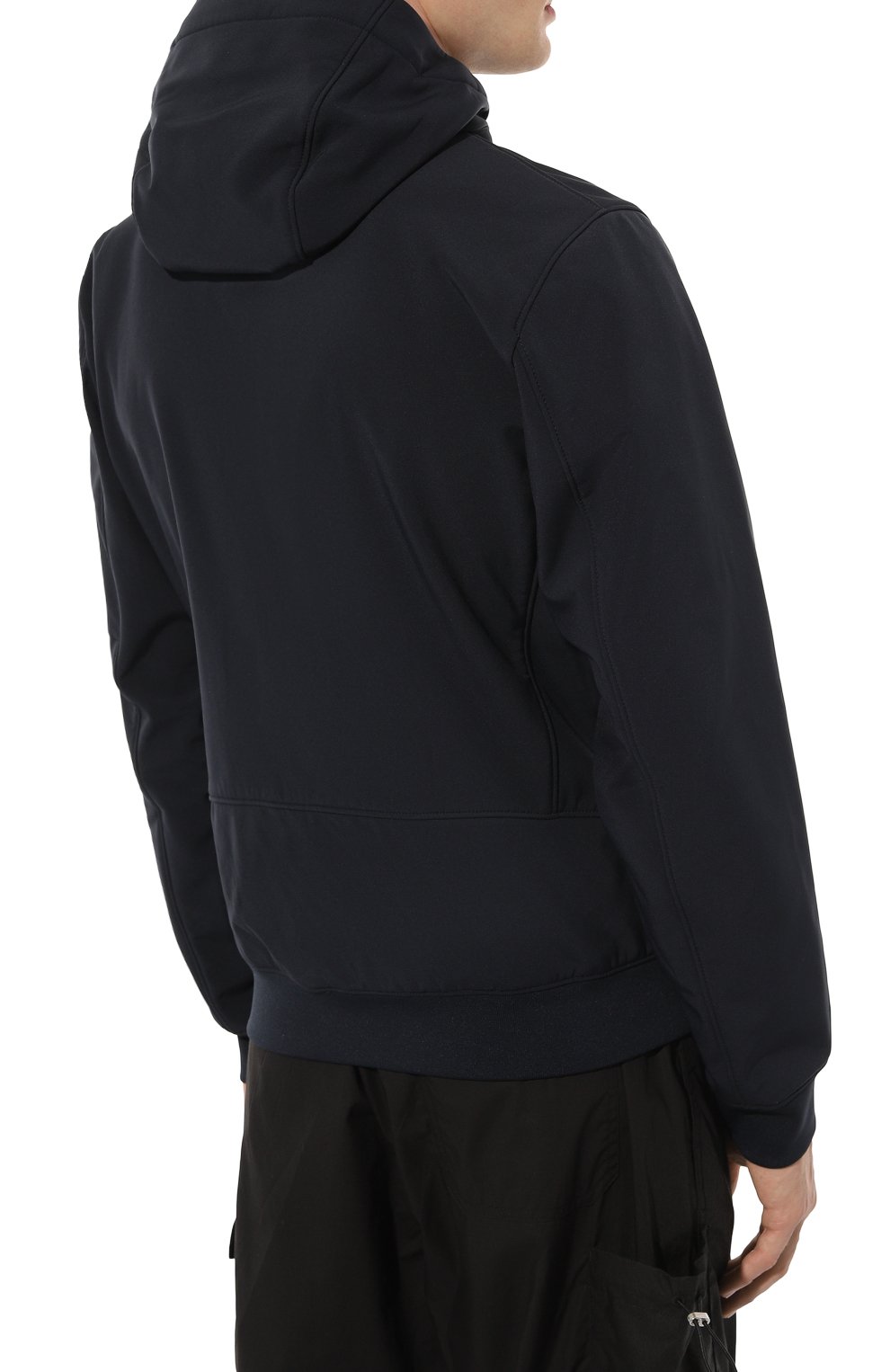 Бомбер C.P. COMPANY темно-синего цвета по цене 51550 руб., арт. 15CM0W003A006097A, фото 4 Бомбер C.P. COMPANY, арт. 15CM0W003A006097A, фото 4