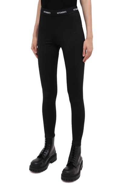 Легинсы VETEMENTS черного цвета по цене 42550 руб., арт. WAH21TR290 1332/BLACK, фото 3 Легинсы VETEMENTS, арт. WAH21TR290 1332/BLACK, фото 3