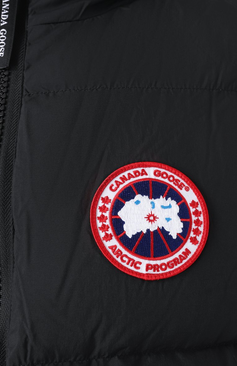 Мужской пуховый жилет CANADA GOOSE черного цвета, арт. 2804M | Фото 6 (Мужское Кросс-КТ: жилеты-объемные; Материал утеплителя: Пух и перо; Стили: Кэжуэл; Материал подклада: Синтетический материал; Длина (верхняя одежда): Короткие; Материал внешний: Синтетический материал)