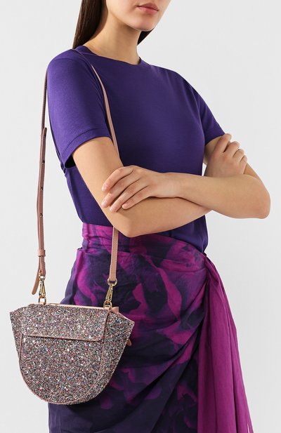 Сумка hortensia mini WANDLER разноцветного цвета по цене 87350 руб., арт. H0RTENSIA BAG MINI/GLITTER GAS0LINE, фото 5 Сумка hortensia mini WANDLER, арт. H0RTENSIA BAG MINI/GLITTER GAS0LINE, фото 5