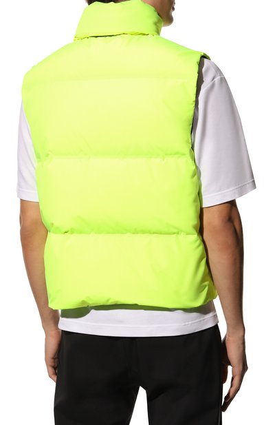 Пуховый жилет PRADA салатового цвета по цене 225000 руб., арт. SGB275-1VFD-F0F89-192, фото 4 Пуховый жилет PRADA, арт. SGB275-1VFD-F0F89-192, фото 4