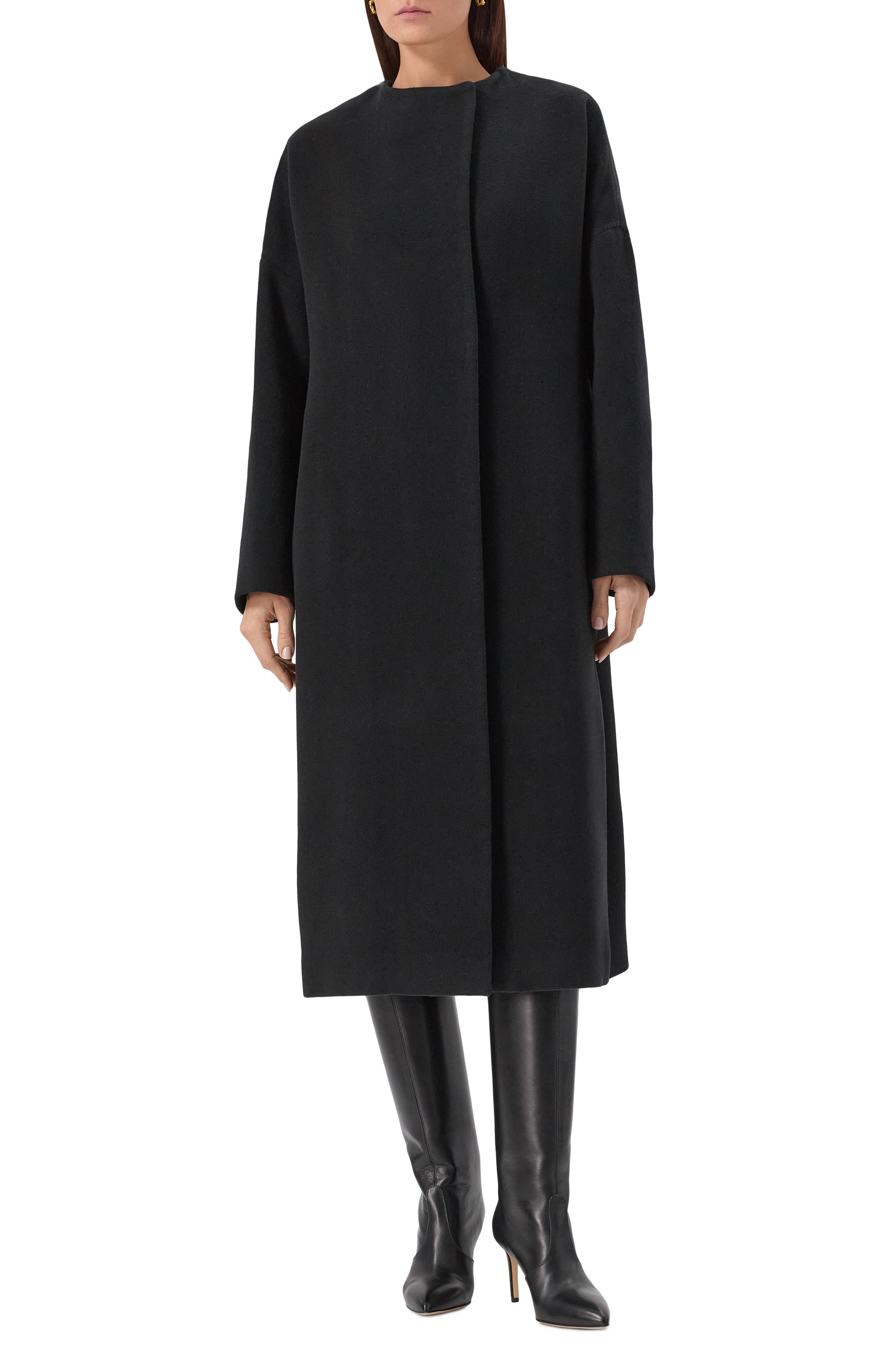 Пальто N21 черного цвета по цене 110000 руб., арт. N032/3062, фото 3 Пальто N21, арт. N032/3062, фото 3