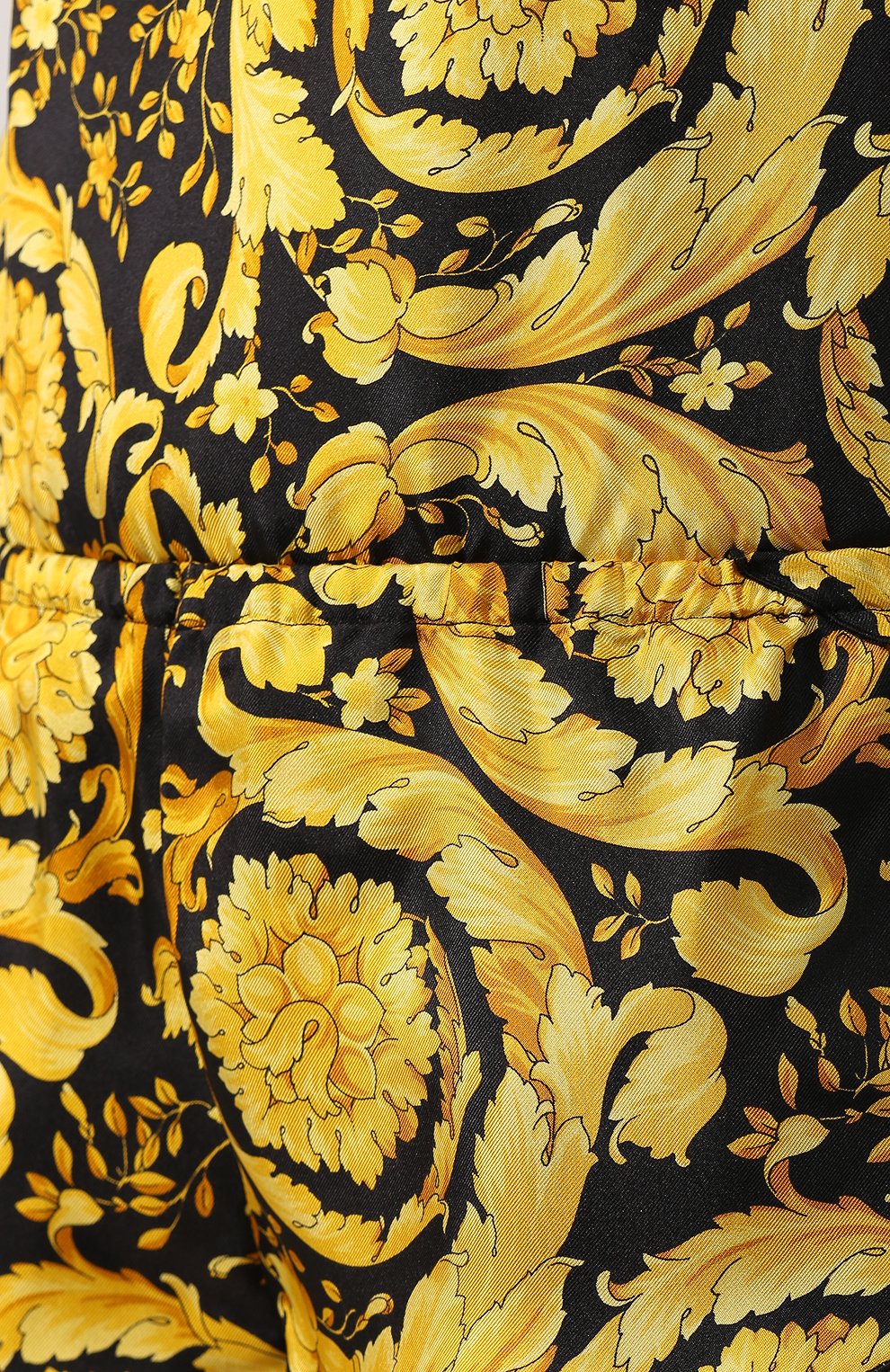 Шелковые шорты VERSACE разноцветного цвета по цене 36600 руб., арт. AUD05061/A232999, фото 5 Шелковые шорты VERSACE, арт. AUD05061/A232999, фото 5