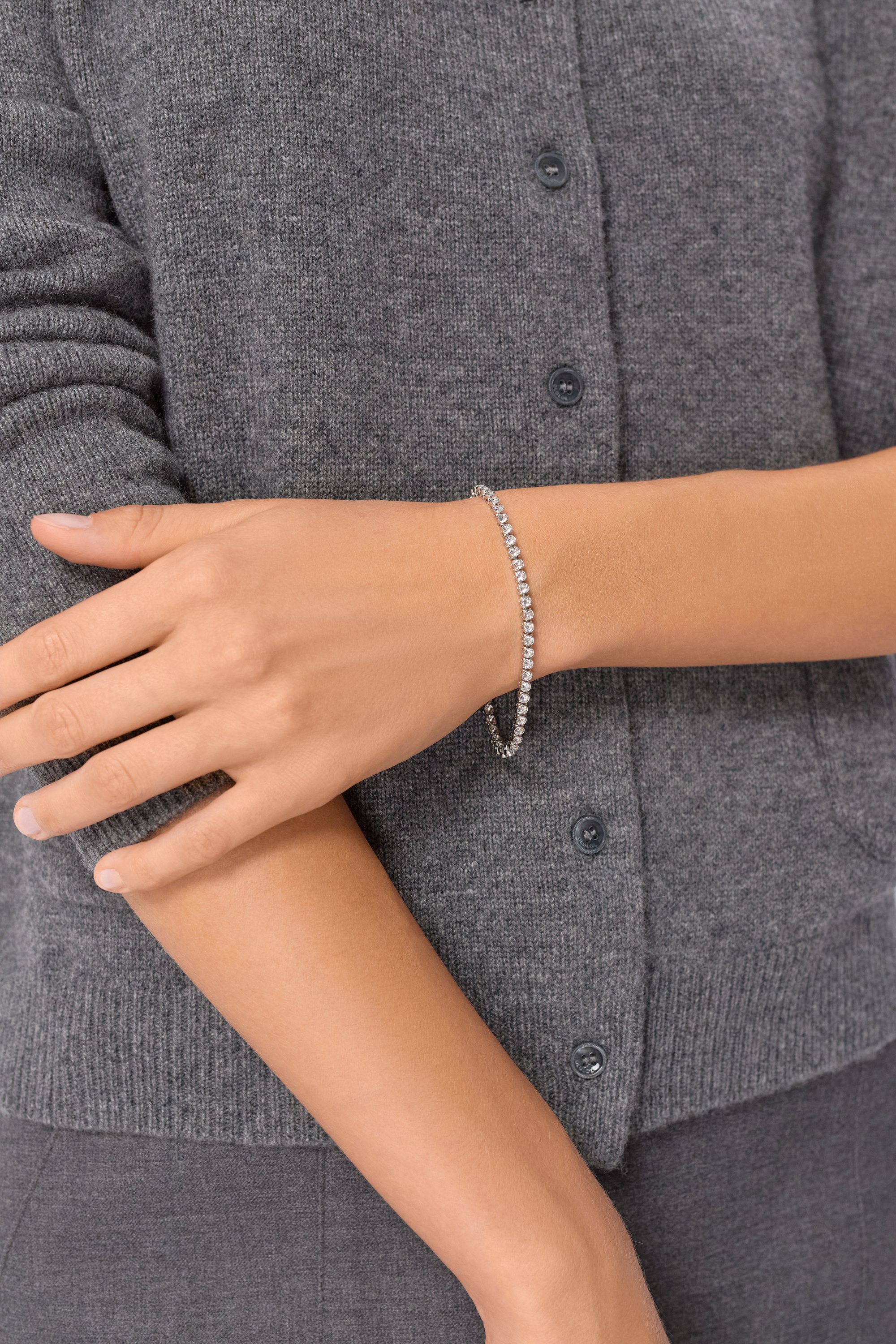 Браслет imber emily tennis SWAROVSKI серебряного цвета по цене 19850 руб., арт. 1808960, фото 2 Браслет imber emily tennis SWAROVSKI, арт. 1808960, фото 2