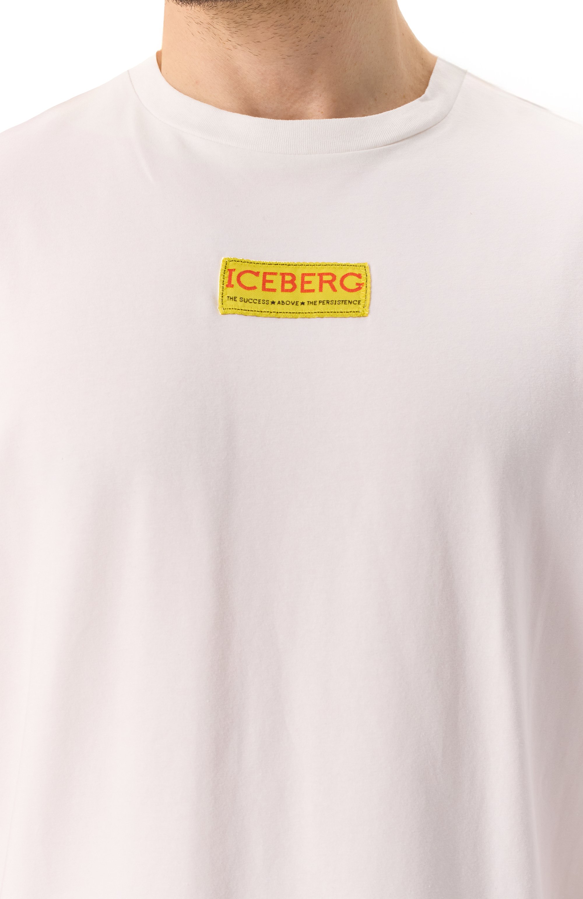 Хлопковая футболка ICEBERG белого цвета по цене 14600 руб., арт. F019/6318, фото 5 Хлопковая футболка ICEBERG, арт. F019/6318, фото 5