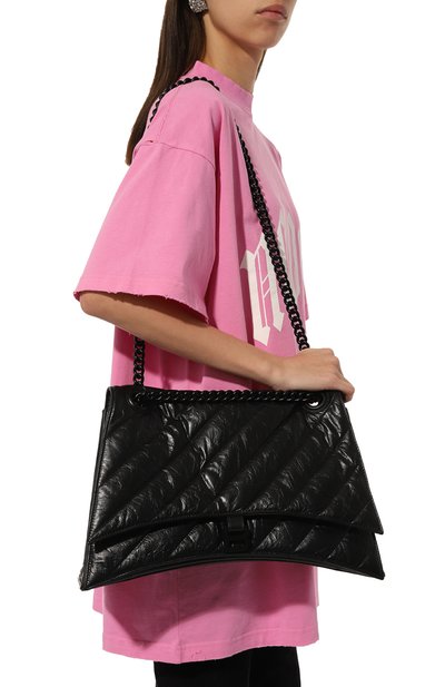 Сумка crush large BALENCIAGA черного цвета по цене 428500 руб., арт. 716332/210IY, фото 2 Сумка crush large BALENCIAGA, арт. 716332/210IY, фото 2