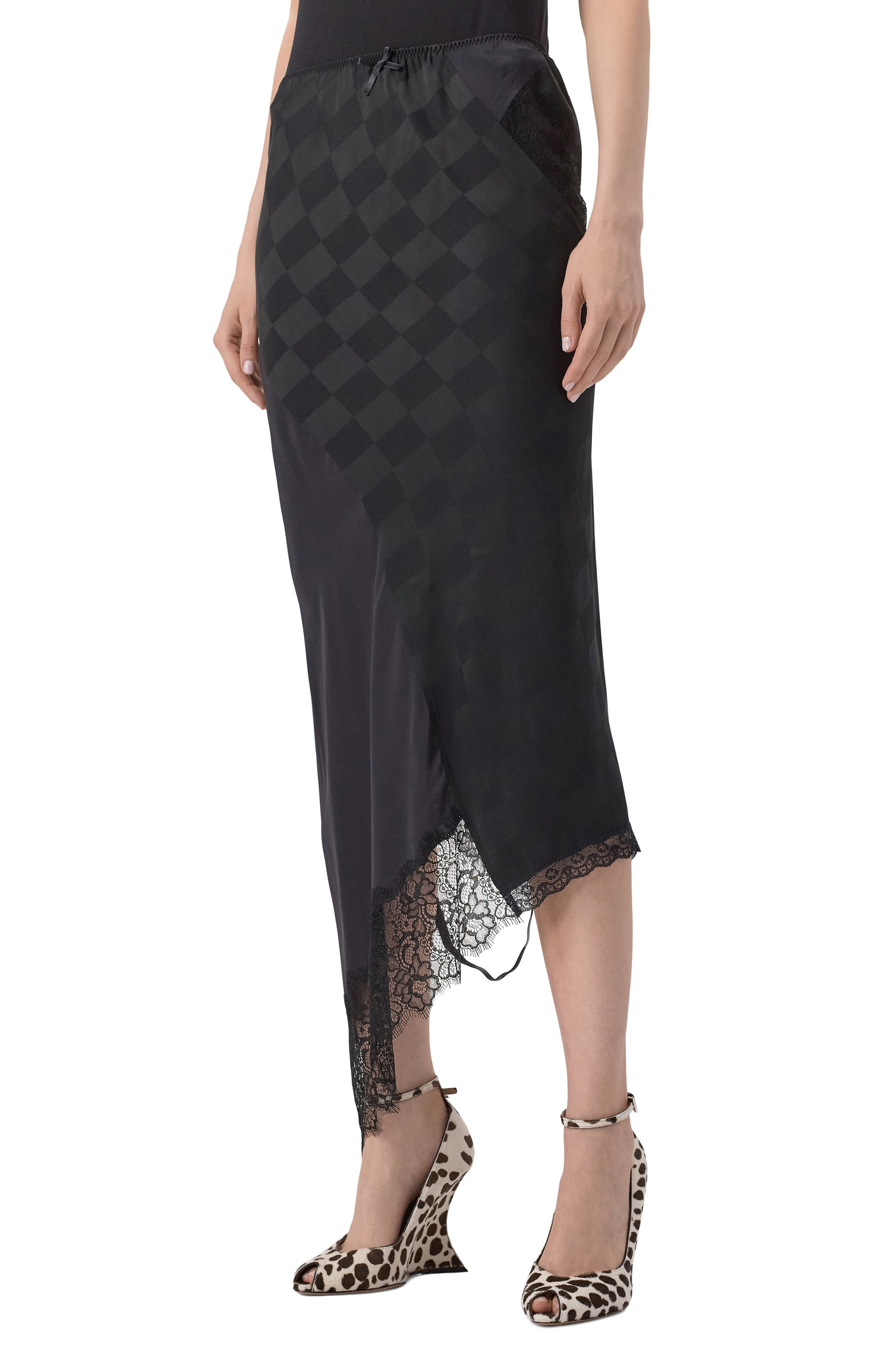 Юбка из вискозы и шелка MOSCHINO черного цвета по цене 81850 руб., арт. A0119/5535, фото 3 Юбка из вискозы и шелка MOSCHINO, арт. A0119/5535, фото 3