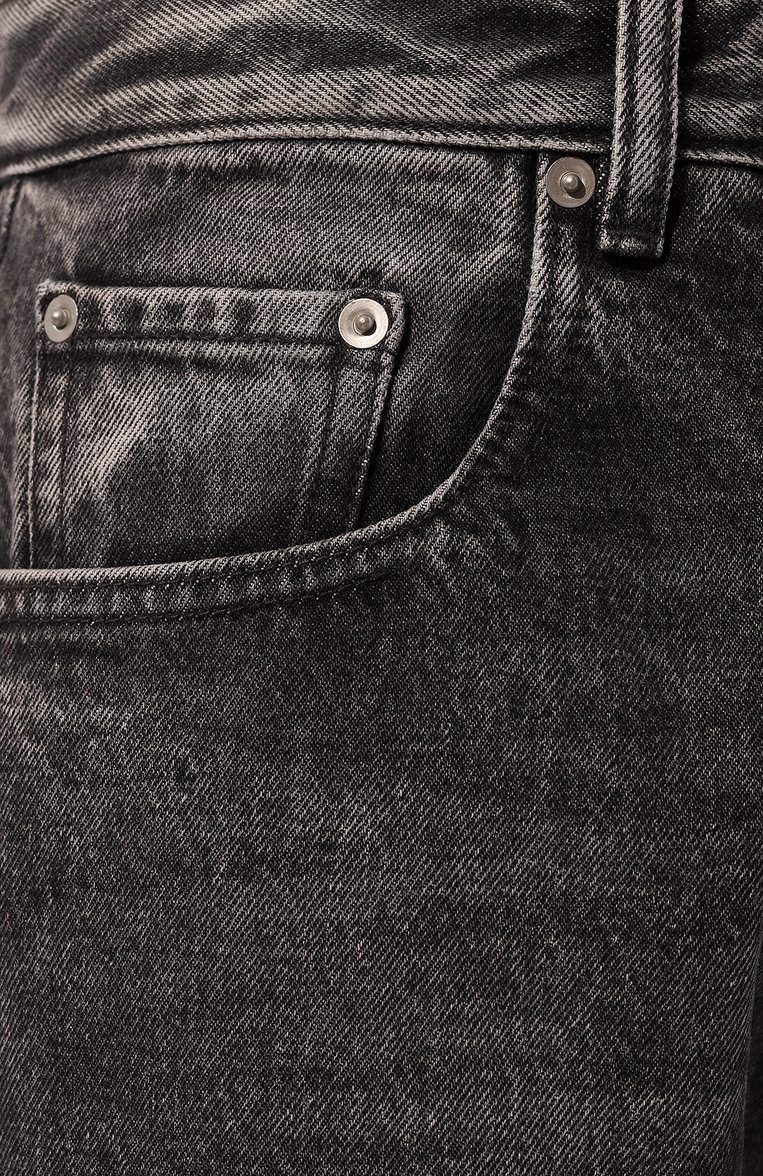Мужские джинсы kanye ICON DENIM LA темно-серого цвета, арт. KANYE/ID8800 | Фото 5 (Длина (брюки, джинсы): Стандартные; Материал внешний: Хлопок, Деним; Кросс-КТ: Деним; Силуэт М (брюки): Прямые; Детали: Делаве; Стили: Повседневный)