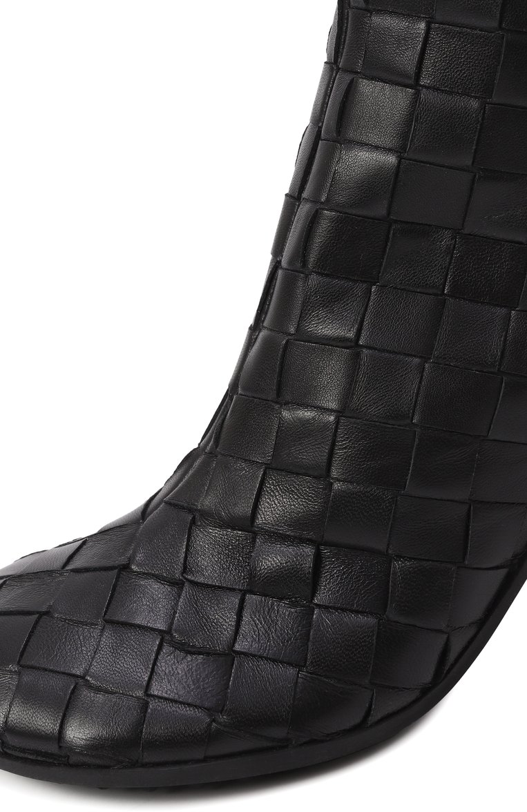 Женские кожаные ботильоны atomic BOTTEGA VENETA черного цвета, арт. 811087 V2ED0 | Фото 7 (Драгоценные камни: Проставлено; Каблук высота: Высокий; Материал внешний: Натуральная кожа; Подошва: Плоская; Материал сплава: Проставлено; Материал утеплителя: Без утеплителя; Каблук т�ип: Устойчивый)