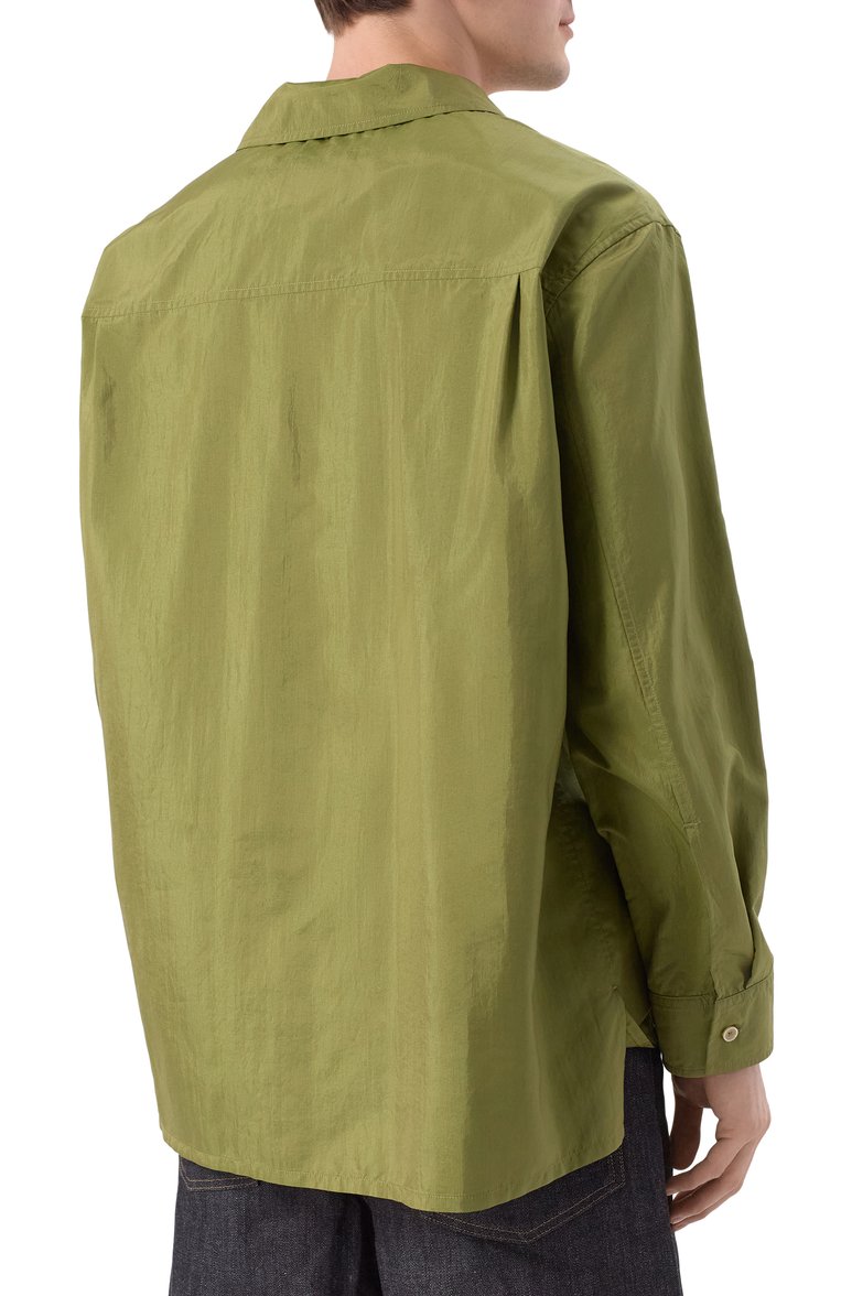 Мужская рубашка JIL SANDER салатового цвета, арт. J47DL0171-J70003 | Фото 4 (Материал внешний: Шелк, Синтетический материал; Длина (для топов): Стандартные; Материал сплава: Проставлено; Драгоценные камни: Проставлено; Рукава: Длинные; Стили: Минимализм, Кэжуэл; Принт: Однотонные; Воротник: Кент; Манжеты: На пуговицах; Случай: Повседневный)