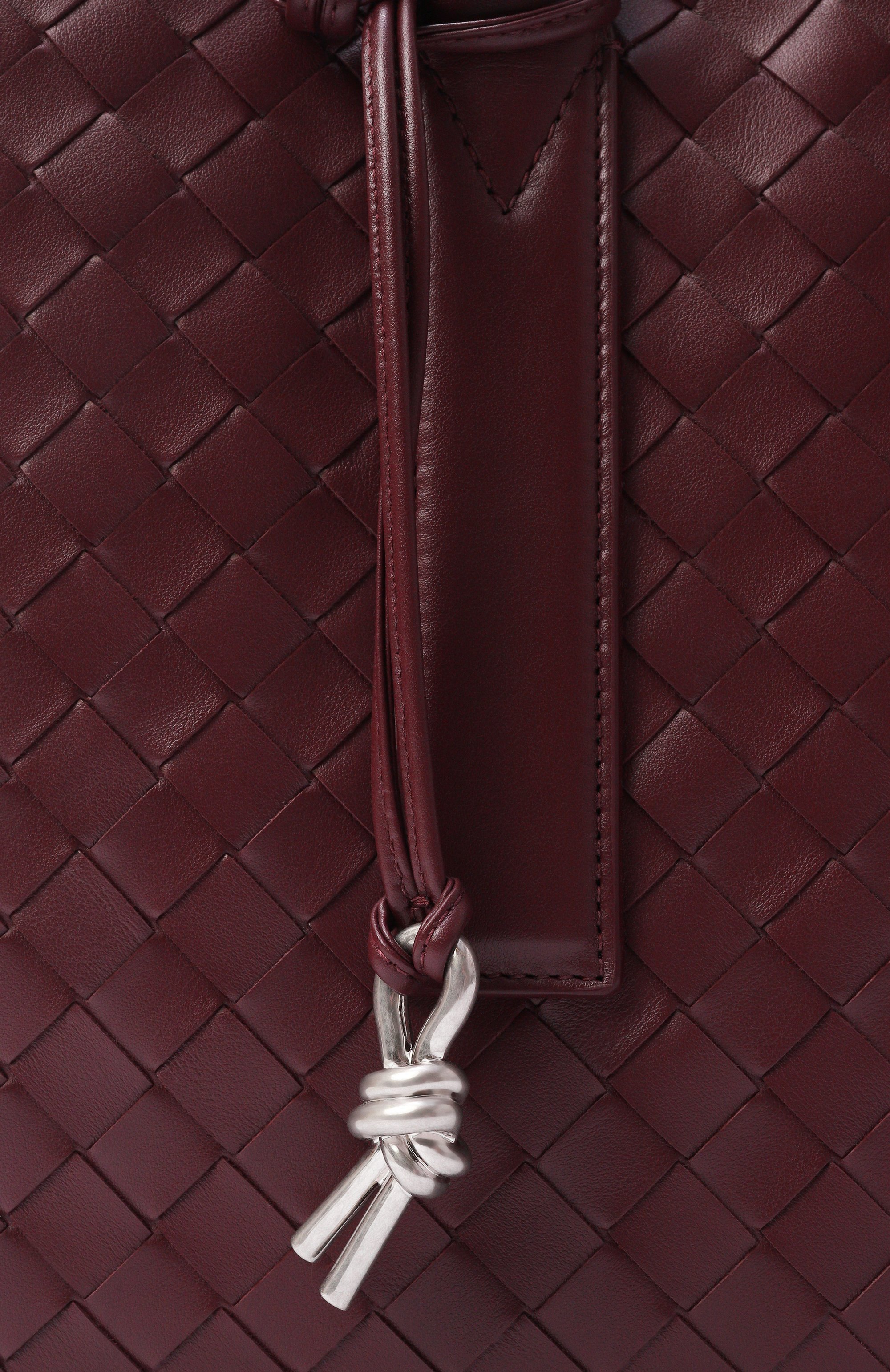 Портфель getaway large BOTTEGA VENETA бордового цвета по цене 540500 руб., арт. 766361/V2HL1, фото 5 Портфель getaway large BOTTEGA VENETA, арт. 766361/V2HL1, фото 5