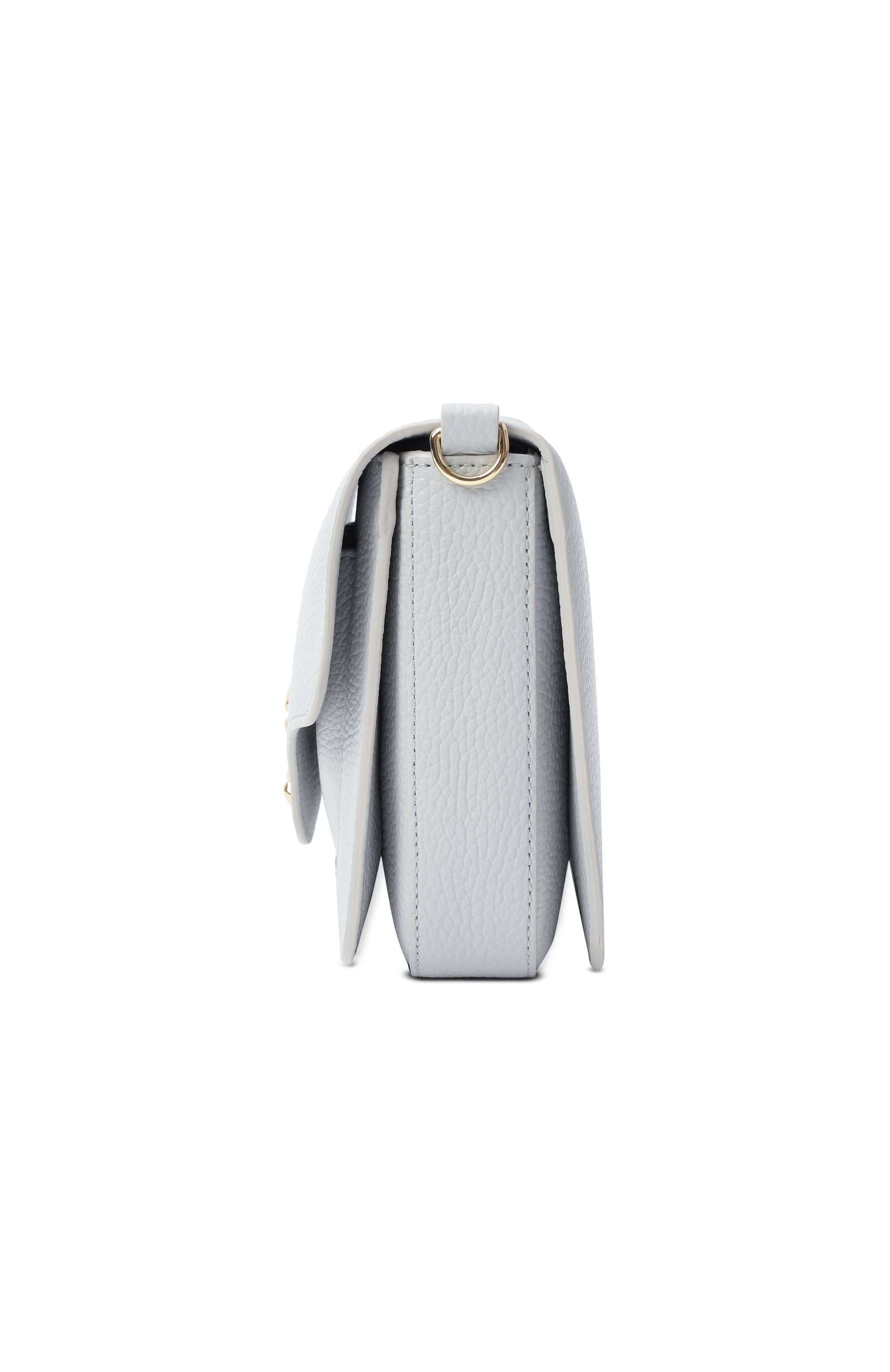 Сумка c-me small COCCINELLE голубого цвета по цене 37800 руб., арт. E1SSL150101, фото 4 Сумка c-me small COCCINELLE, арт. E1SSL150101, фото 4