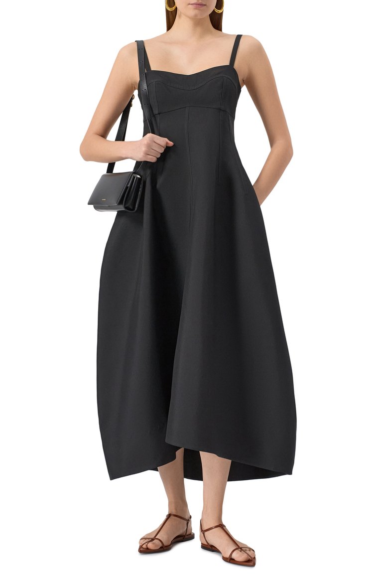 Женское платье JIL SANDER черного цвета, арт. J04CT0113-J70013 | Фото 2 (Материал внешний: Шелк, Синтетический материал; Длина Ж (юбки, платья, шорты): Миди; Случай: Повседневный; Женское Кросс-КТ: Платье-одежда; Стили: Минимализм; Рукава: На бретелях; Автоматизация ТО: Проставлено; Автоматизация состава: Проставлено)