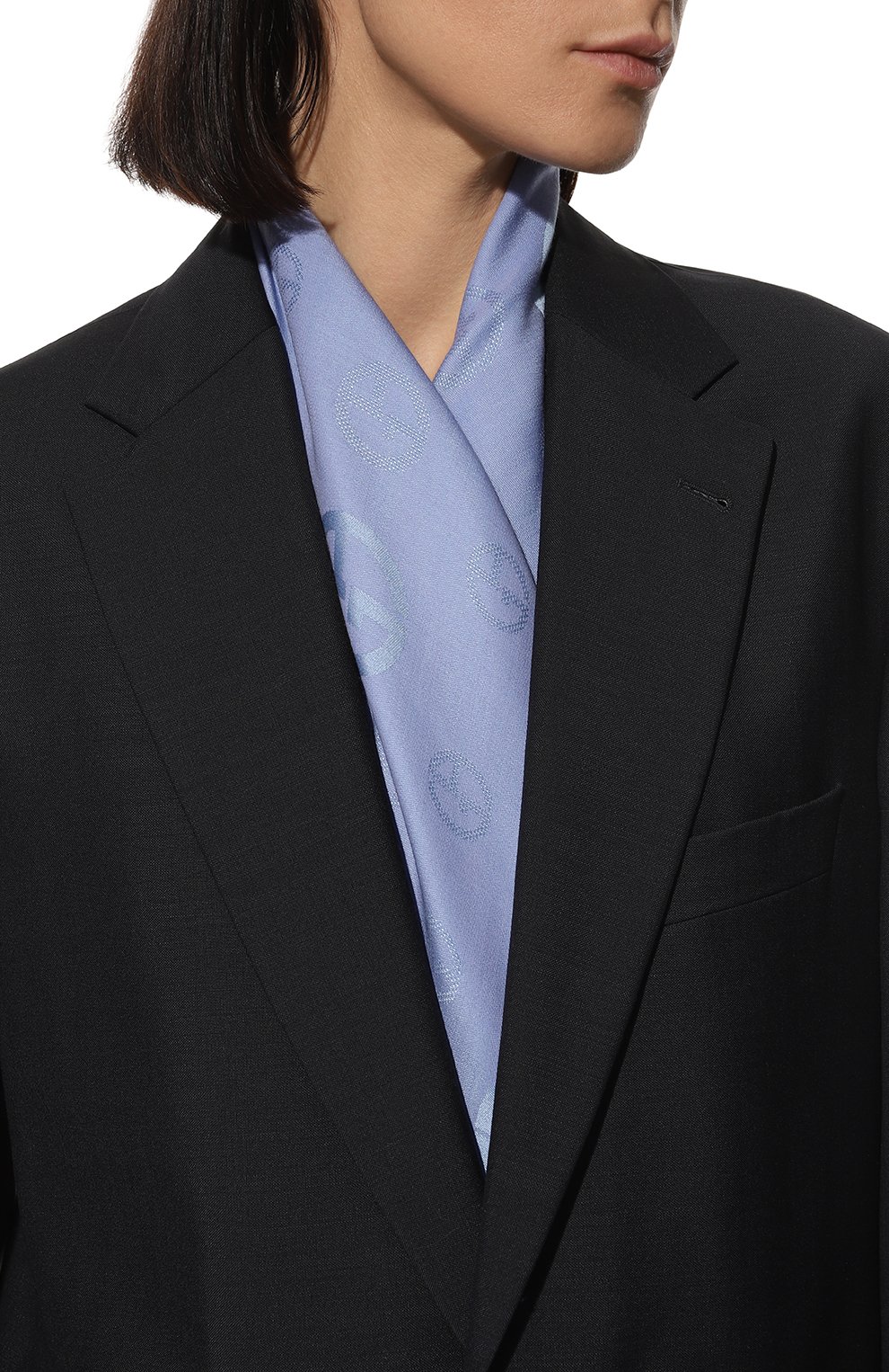 Платок из шерсти и шелка GIORGIO ARMANI голубого цвета по цене 79950 руб., арт. 795306/3R110, фото 2 Платок из шерсти и шелка GIORGIO ARMANI, арт. 795306/3R110, фото 2
