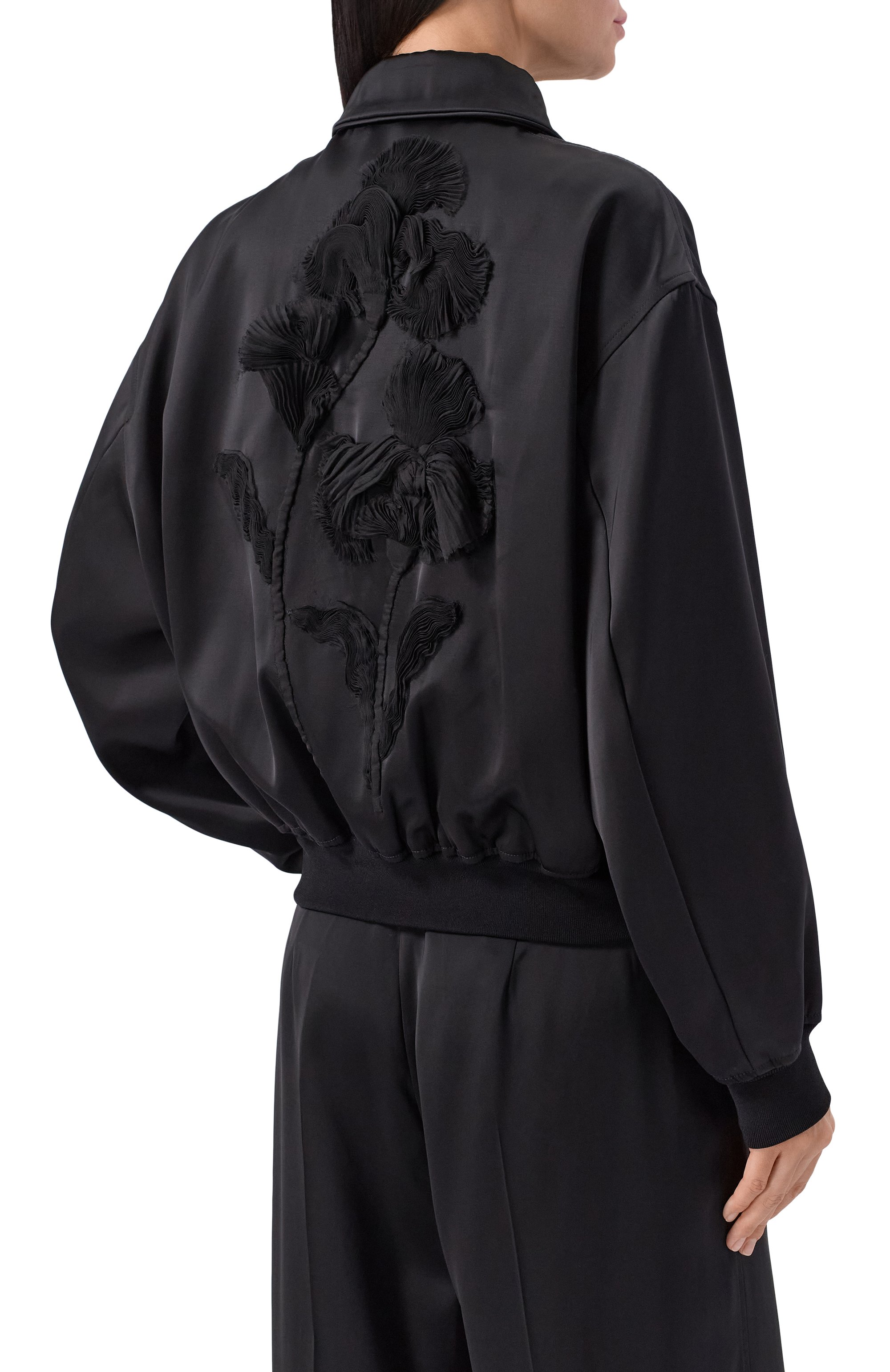 Атласный бомбер JIL SANDER черного цвета по цене 699500 руб., арт. J03SW0007/J65329, фото 4 Атласный бомбер JIL SANDER, арт. J03SW0007/J65329, фото 4