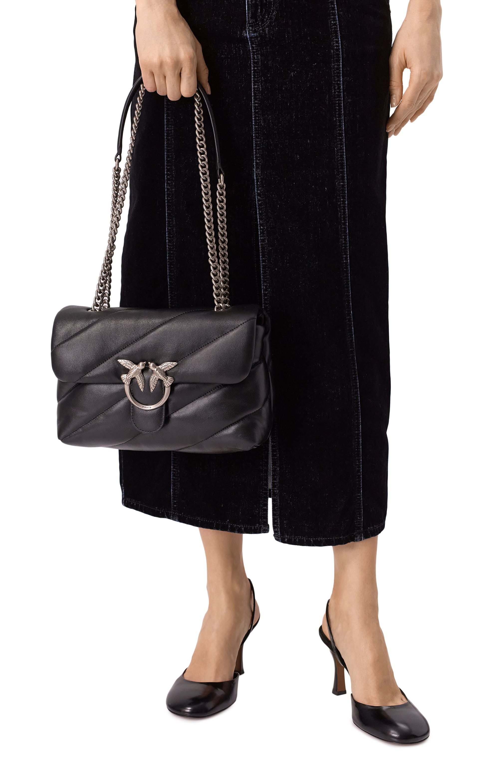Сумка love puff classic PINKO черного цвета по цене 43900 руб., арт. 100038/A0F2, фото 2 Сумка love puff classic PINKO, арт. 100038/A0F2, фото 2