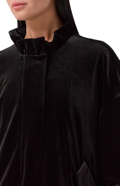 Бархатный бомбер EMPORIO ARMANI черного цвета по цене 55850 руб., арт. EW004145/AF13341, фото 5 Бархатный бомбер EMPORIO ARMANI, арт. EW004145/AF13341, фото 5