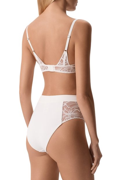 Бюстгальтер WOLFORD белого цвета по цене 22800 руб., арт. 4W1300, фото 3 Бюстгальтер WOLFORD, арт. 4W1300, фото 3