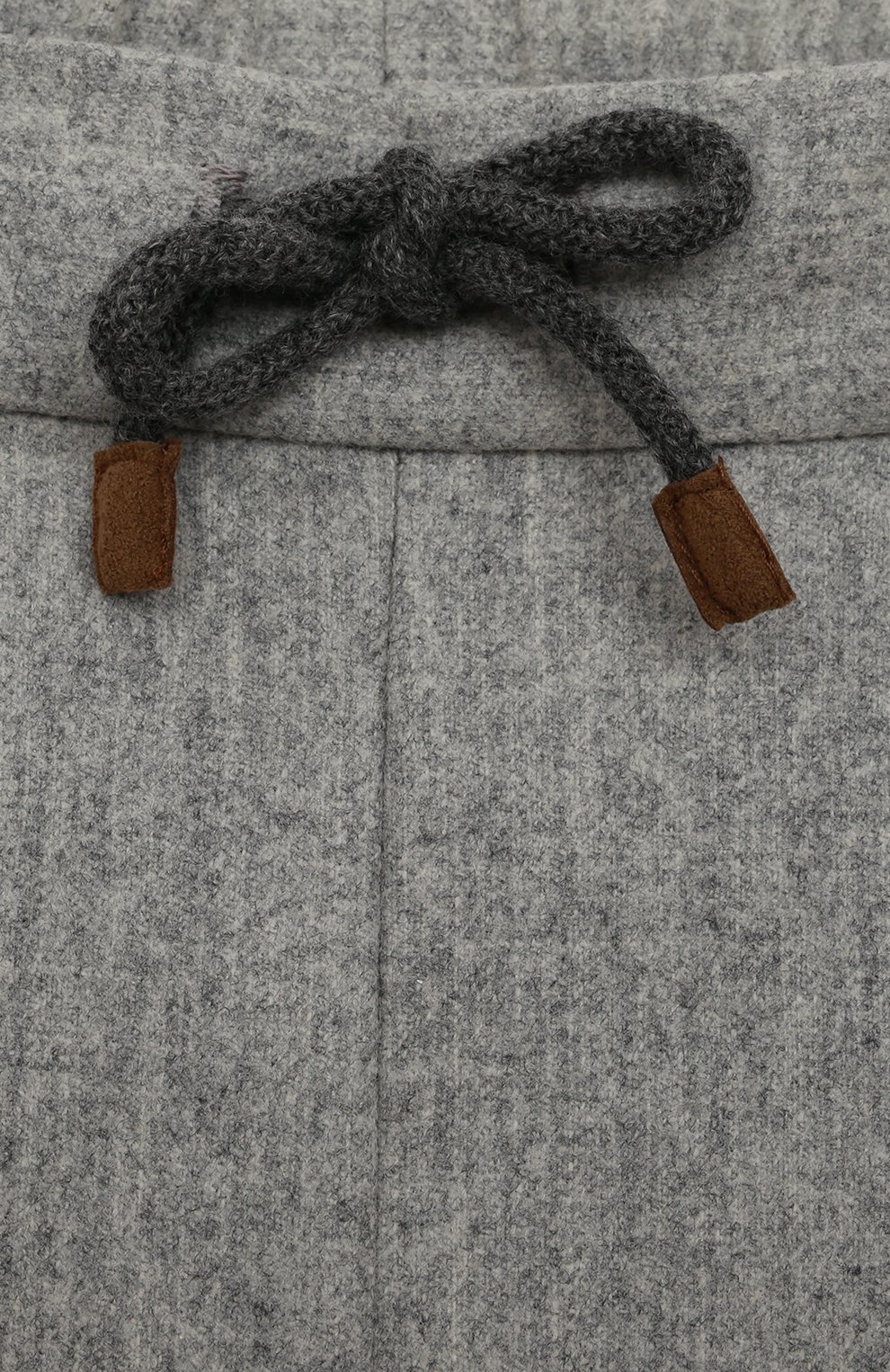 Шерстяные брюки BRUNELLO CUCINELLI серого цвета по цене 56100 руб., арт. B038PP113C, фото 3 Шерстяные брюки BRUNELLO CUCINELLI, арт. B038PP113C, фото 3