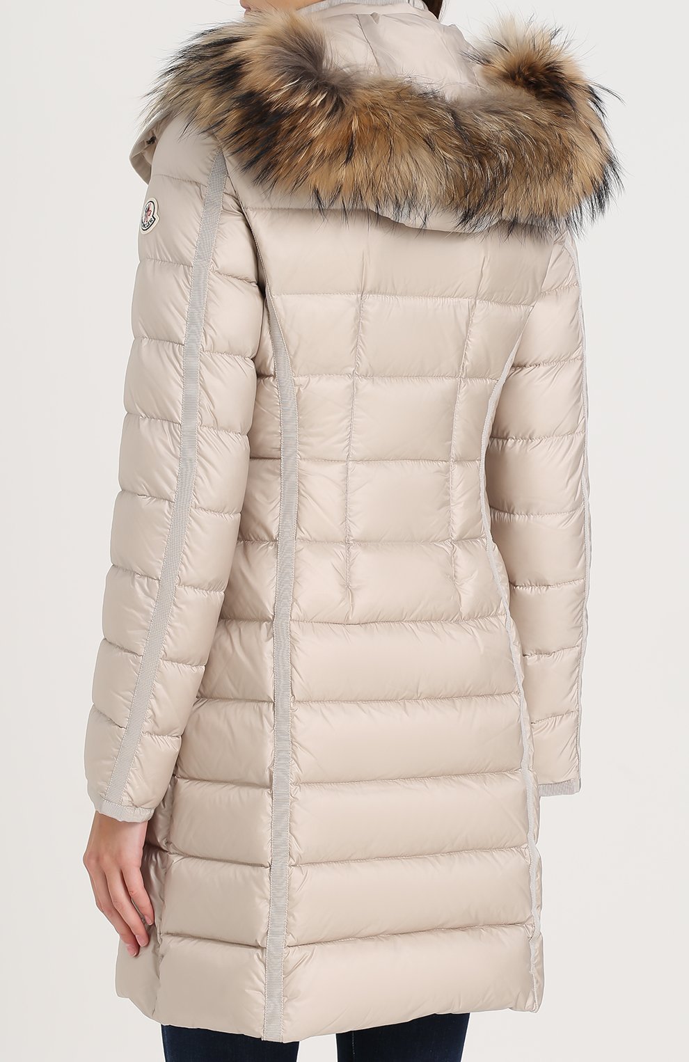 Приталенный стеганый пуховик с меховой отделкой капюшона MONCLER, арт. C2-093-49900-15-53048, фото 4