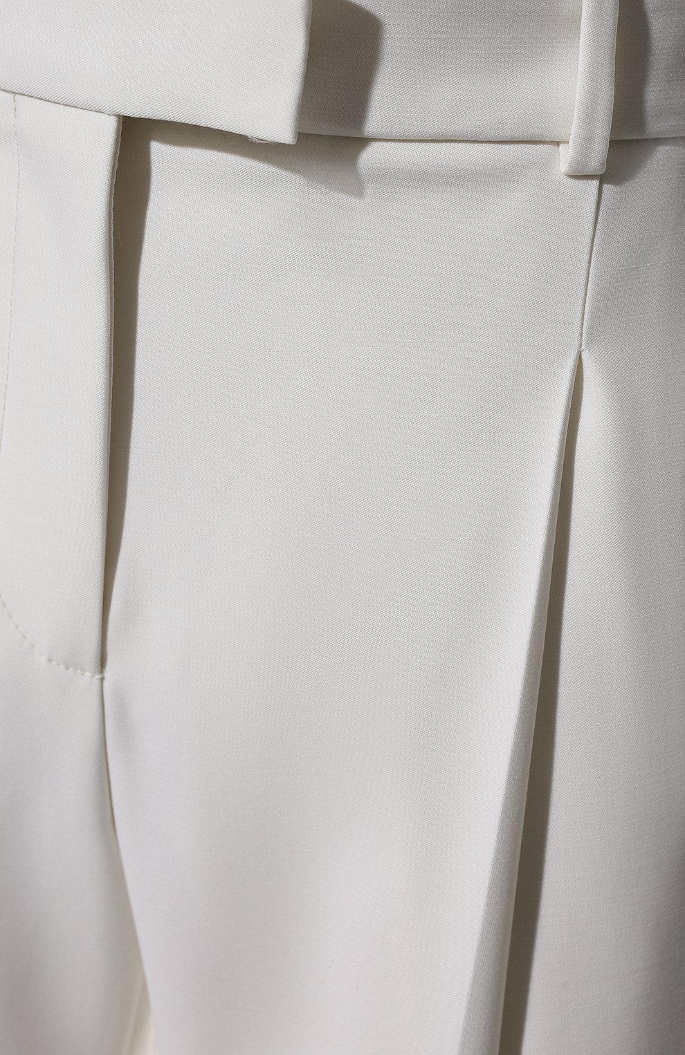 Шерстяные брюки ALEXANDER MCQUEEN белого цвета по цене 119000 руб., арт. 700138/QJACX, фото 5 Шерстяные брюки ALEXANDER MCQUEEN, арт. 700138/QJACX, фото 5