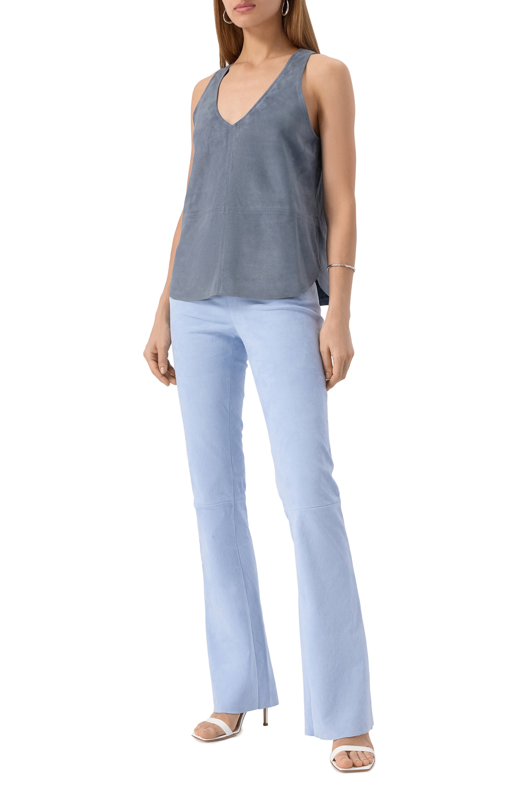 Замшевые брюки MAX AND MOI голубого цвета по цене 99500 руб., арт. E24BEYINA, фото 2 Замшевые брюки MAX AND MOI, арт. E24BEYINA, фото 2