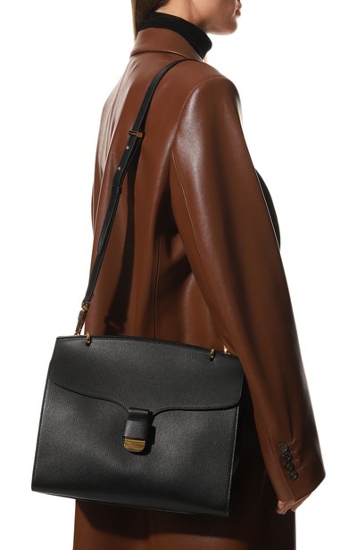 Сумка firenze COCCINELLE черного цвета по цене 43750 руб., арт. E1 MU5 18 03 01, фото 2 Сумка firenze COCCINELLE, арт. E1 MU5 18 03 01, фото 2