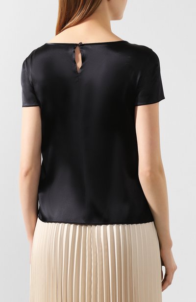 Шелковый топ EMPORIO ARMANI черного цвета по цене 29950 руб., арт. 8N2C05/2NXXZ, фото 4 Шелковый топ EMPORIO ARMANI, арт. 8N2C05/2NXXZ, фото 4