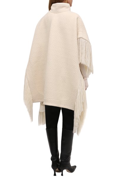 Шерстяное пончо JIL SANDER кремового цвета по цене 265000 руб., арт. JSWT752305-WTY20098A, фото 4 Шерстяное пончо JIL SANDER, арт. JSWT752305-WTY20098A, фото 4