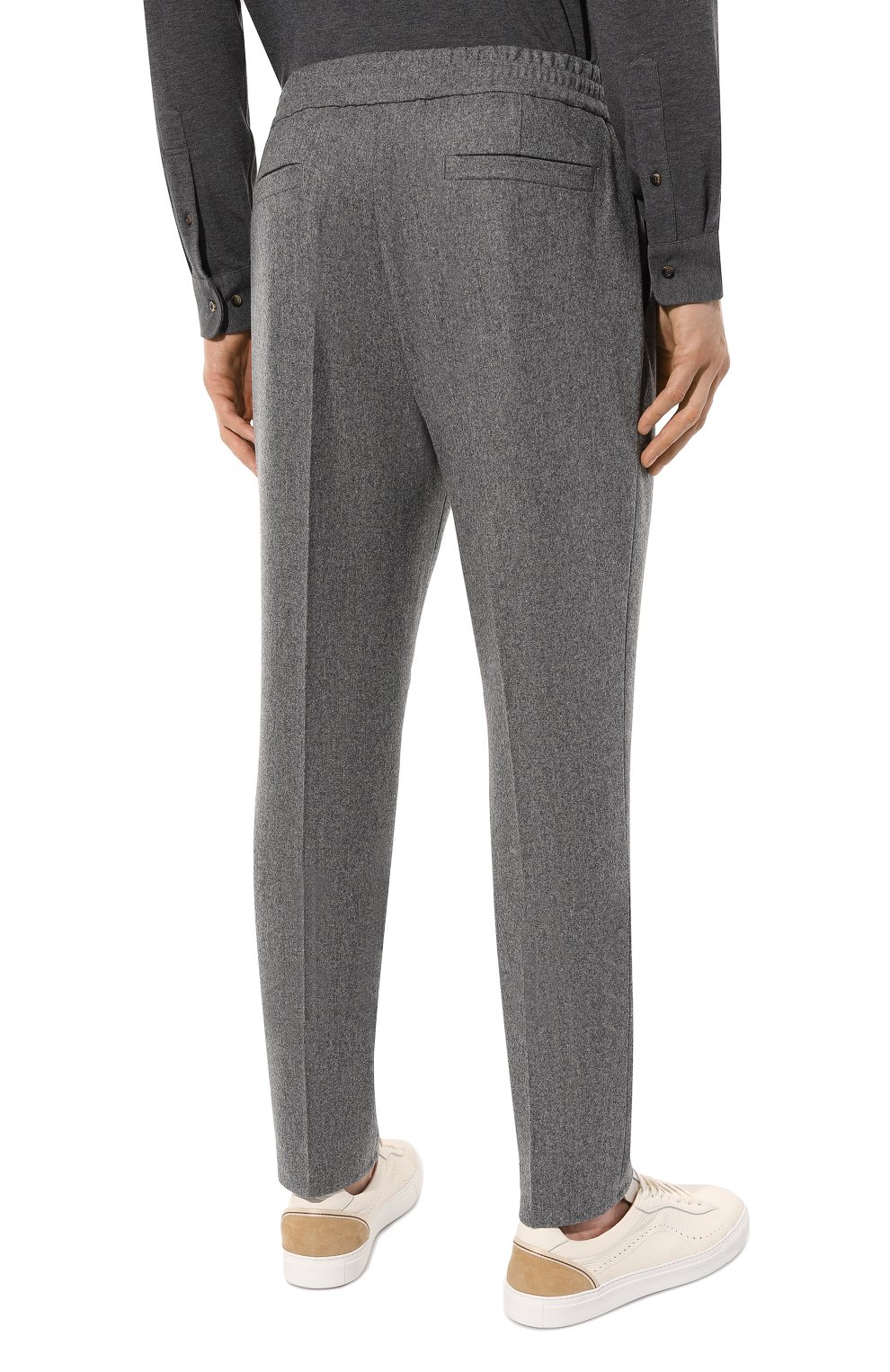 Шерстяные брюки BRUNELLO CUCINELLI серого цвета по цене 109500 руб., арт. M038PB2201, фото 4 Шерстяные брюки BRUNELLO CUCINELLI, арт. M038PB2201, фото 4