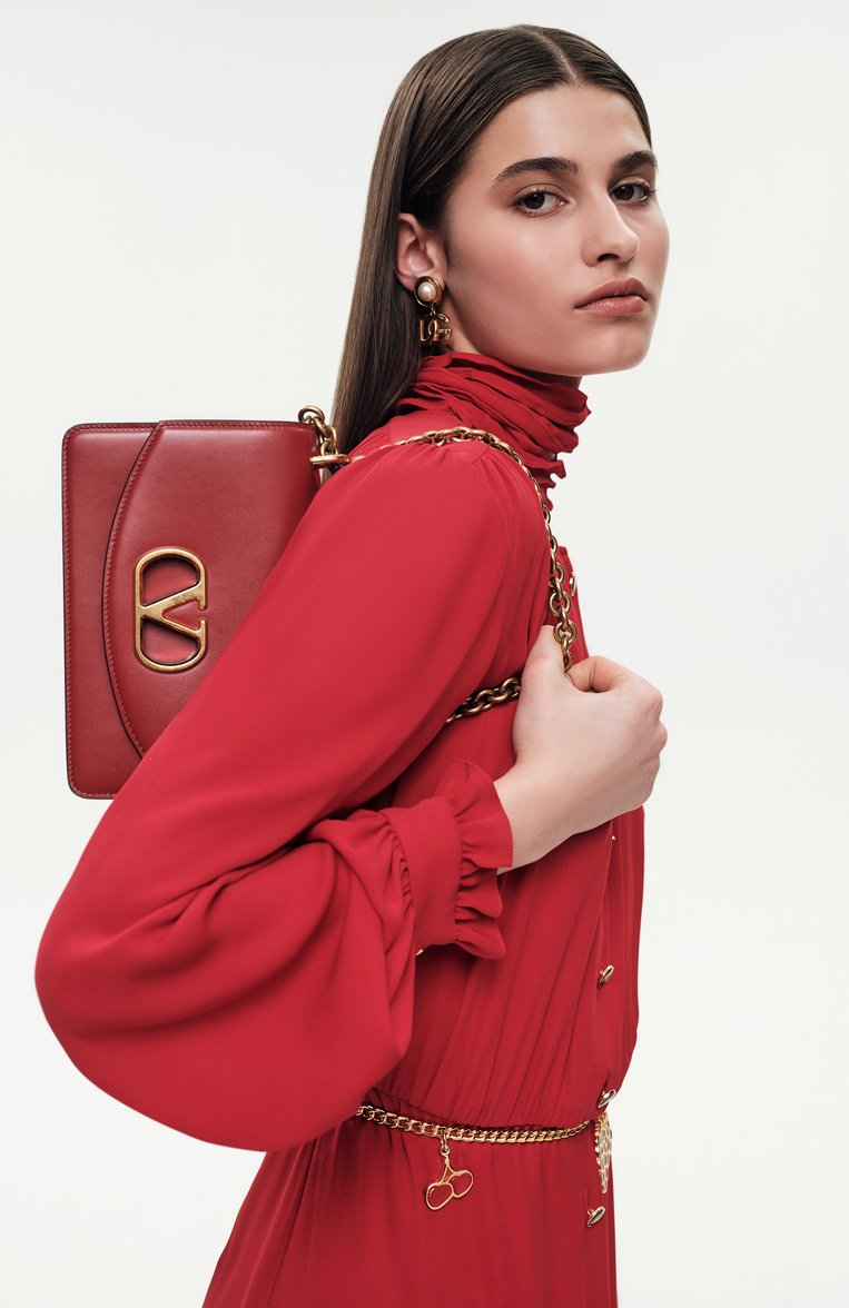 Женская сумка vain small VALENTINO красного цвета, арт. 6W2B0R17/GCB | Фото 8 (Размер: small; Материал сплава: Проставлено; Материал: Натуральная кожа; Драгоценные камни: Проставлено)
