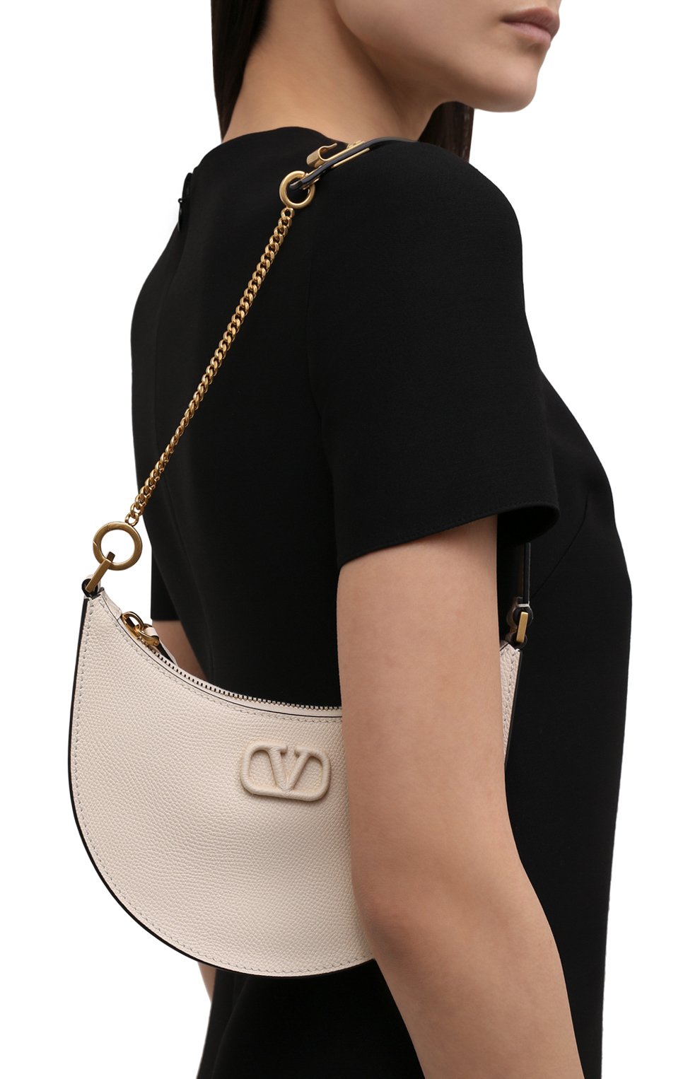 Сумка vsling VALENTINO кремового цвета по цене 140500 руб., арт. XW2P0W19/RQR, фото 5 Сумка vsling VALENTINO, арт. XW2P0W19/RQR, фото 5