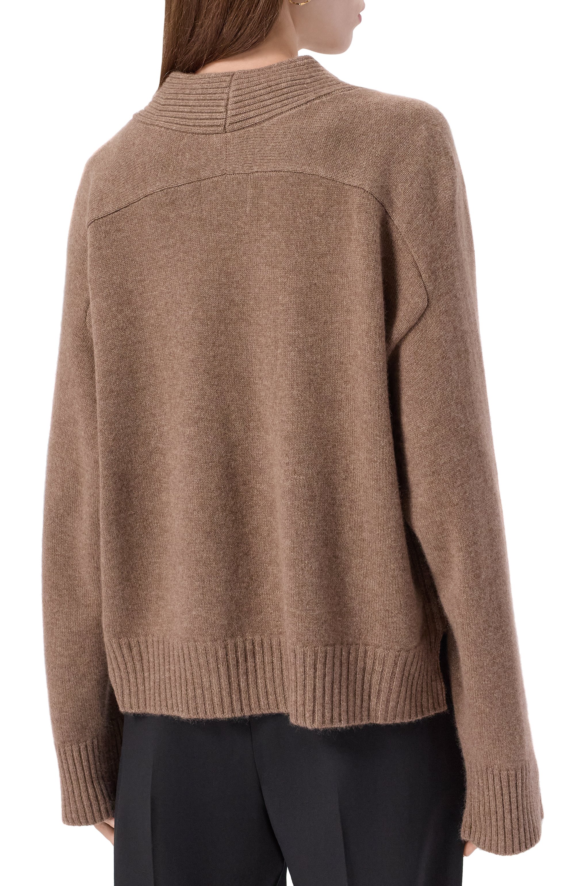 Кашемировый кардиган LOULOU DE SAISON бежевого цвета по цене 69900 руб., арт. KAIA LDS, фото 4 Кашемировый кардиган LOULOU DE SAISON, арт. KAIA LDS, фото 4